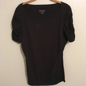 Lilly Pulitzer black tshirt